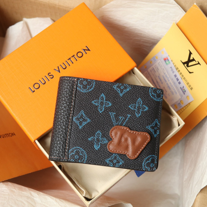 Louis Vuitton Slender Wallet (11-8.5-2cm)   M81821 - DopestKickz