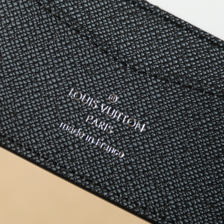 Louis Vuitton Slender Wallet (11-8.5-2cm)   M81821 - DopestKickz