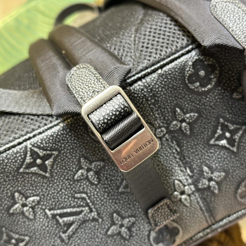 Louis Vuitton Roll Top Backpack (29-42-15cm)  M21359 - DopestKickz