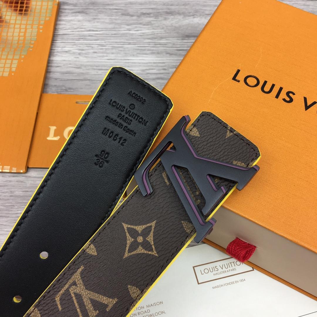 Louis Vuitton LV Broken 40MM Reversible Belt - DopestKickz