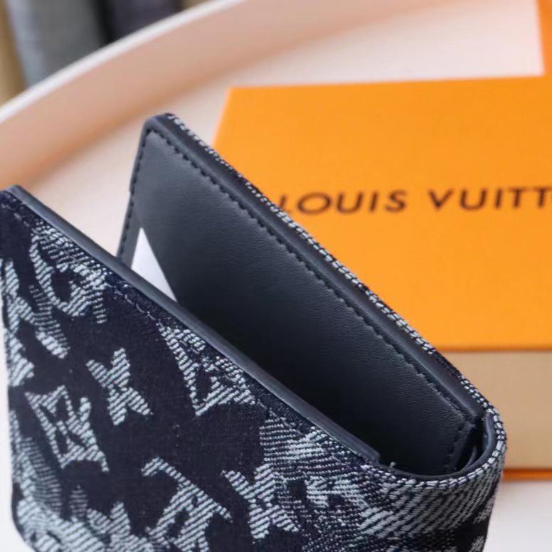 Louis Vuitton Monogram Tapestry(11.5-9-1.5cm)  m80031 - DopestKickz