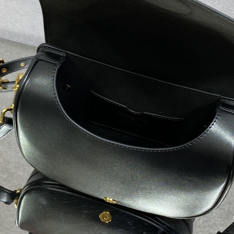 Dior Medium Dior Bobby Bag - DopestKickz