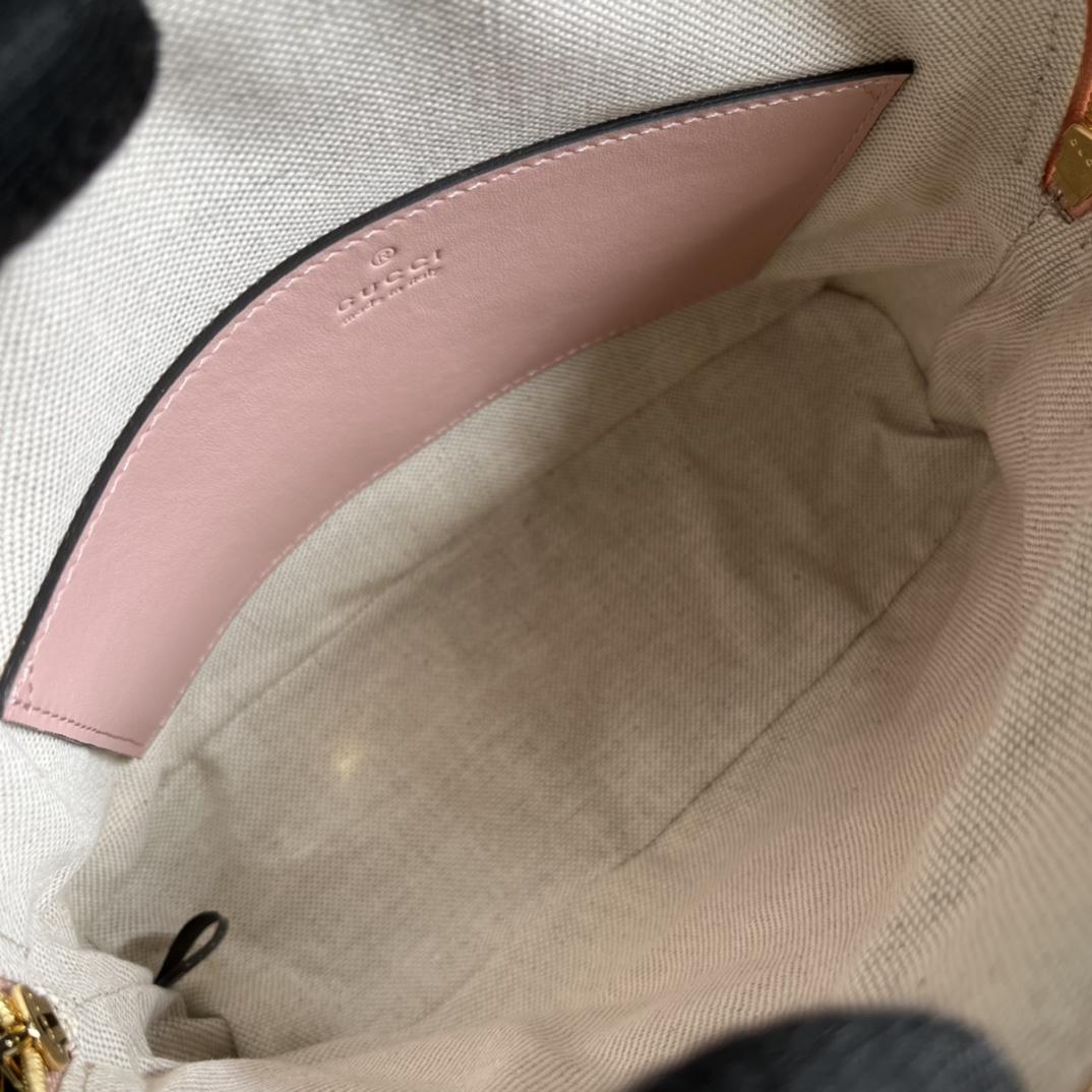 Gucci GG Matelassé Small Bag(23.5*19*8cm) - DopestKickz