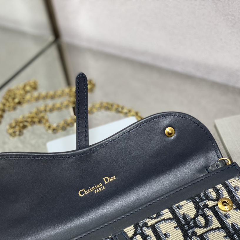 Dior Long Saddle Wallet With Chain - DopestKickz