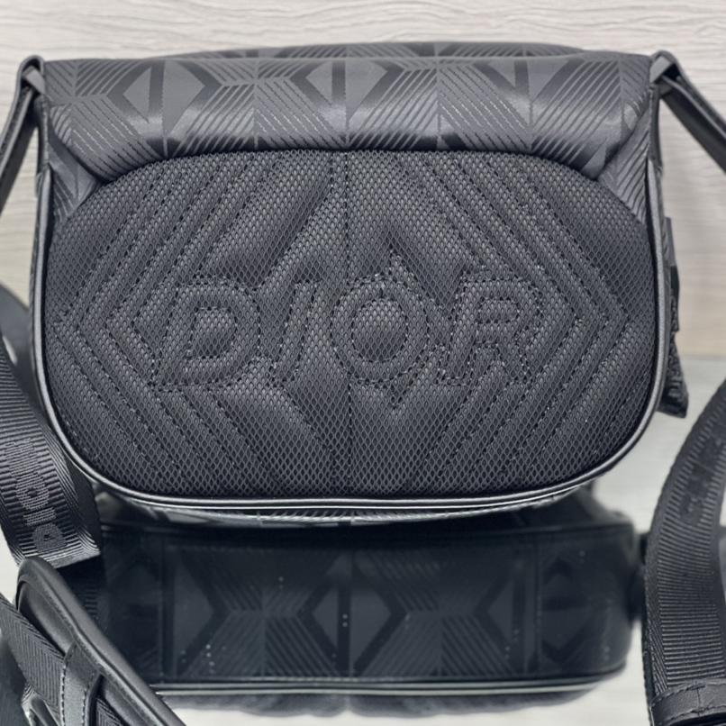 Dior Explorer Pouch With Strap - DopestKickz