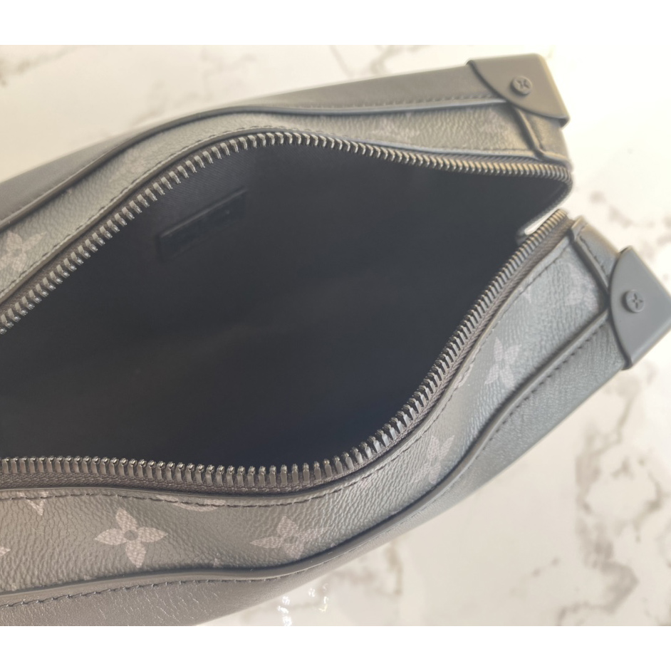 Louis Vuitton Soft Trunk(25-18-10cm)     M44730 - DopestKickz