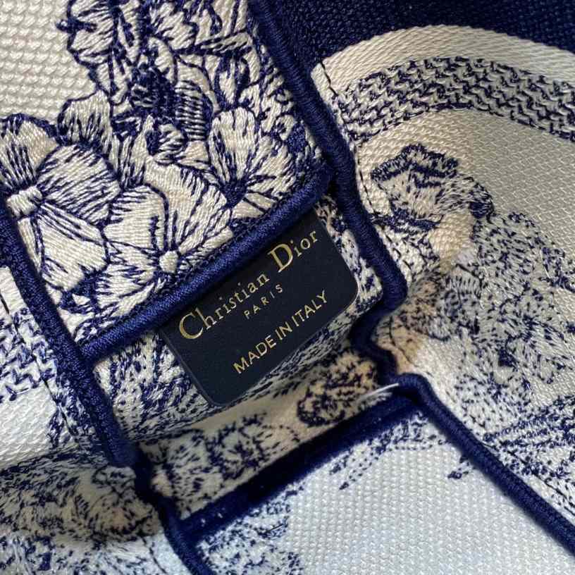 Dior Small Diorcamp Bag - DopestKickz