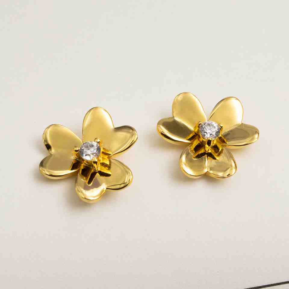 Van Cleef & Arpels Frivole Earrings - DopestKickz