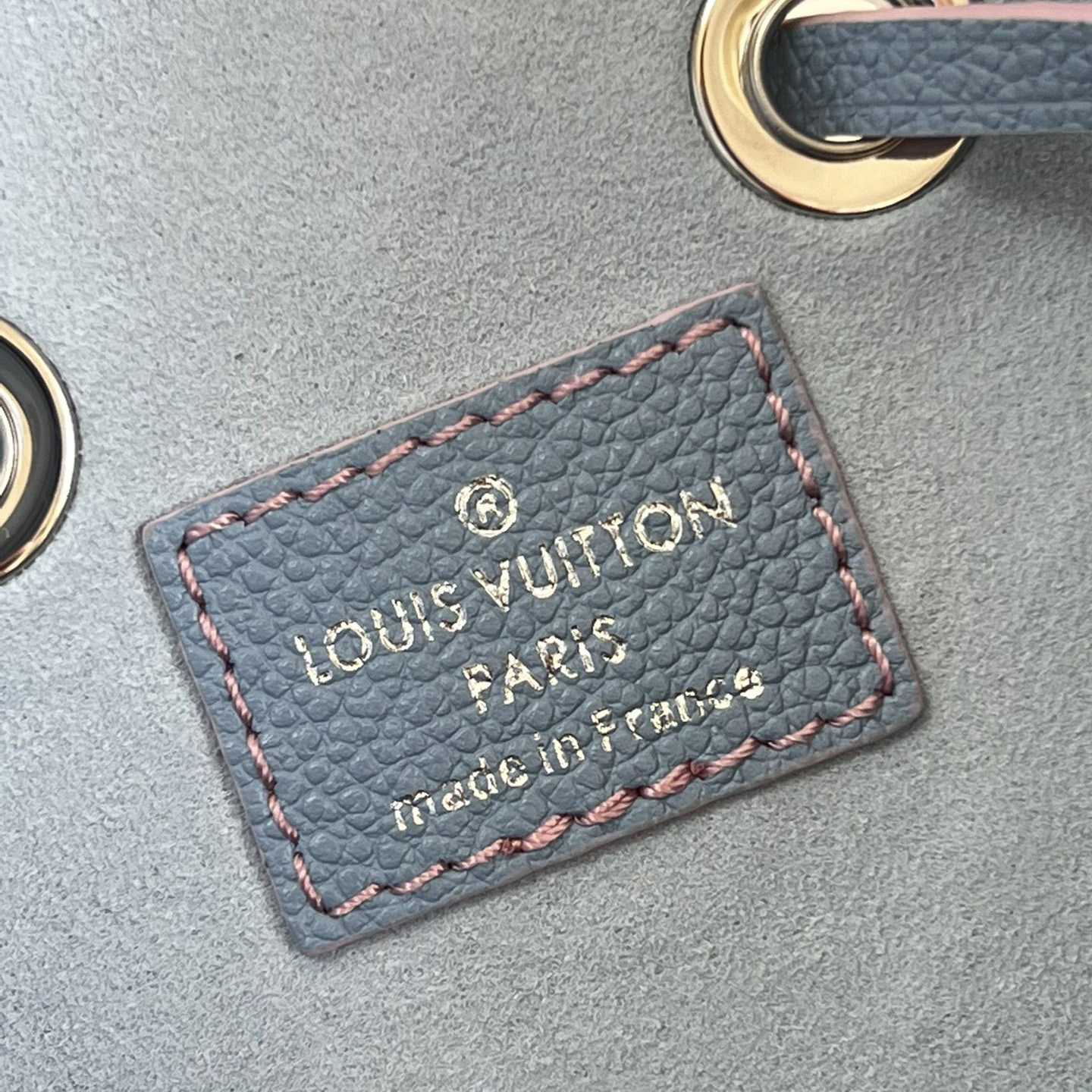 Louis Vuitton Néonoé BB Bucket Bag (20 x 20 x 13 cm)   M46173 - DopestKickz