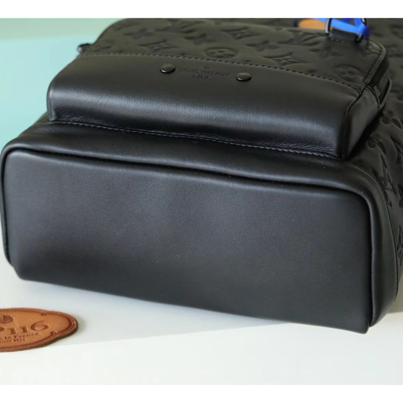 Louis Vuitton Racer Slingbag    M46107c - DopestKickz