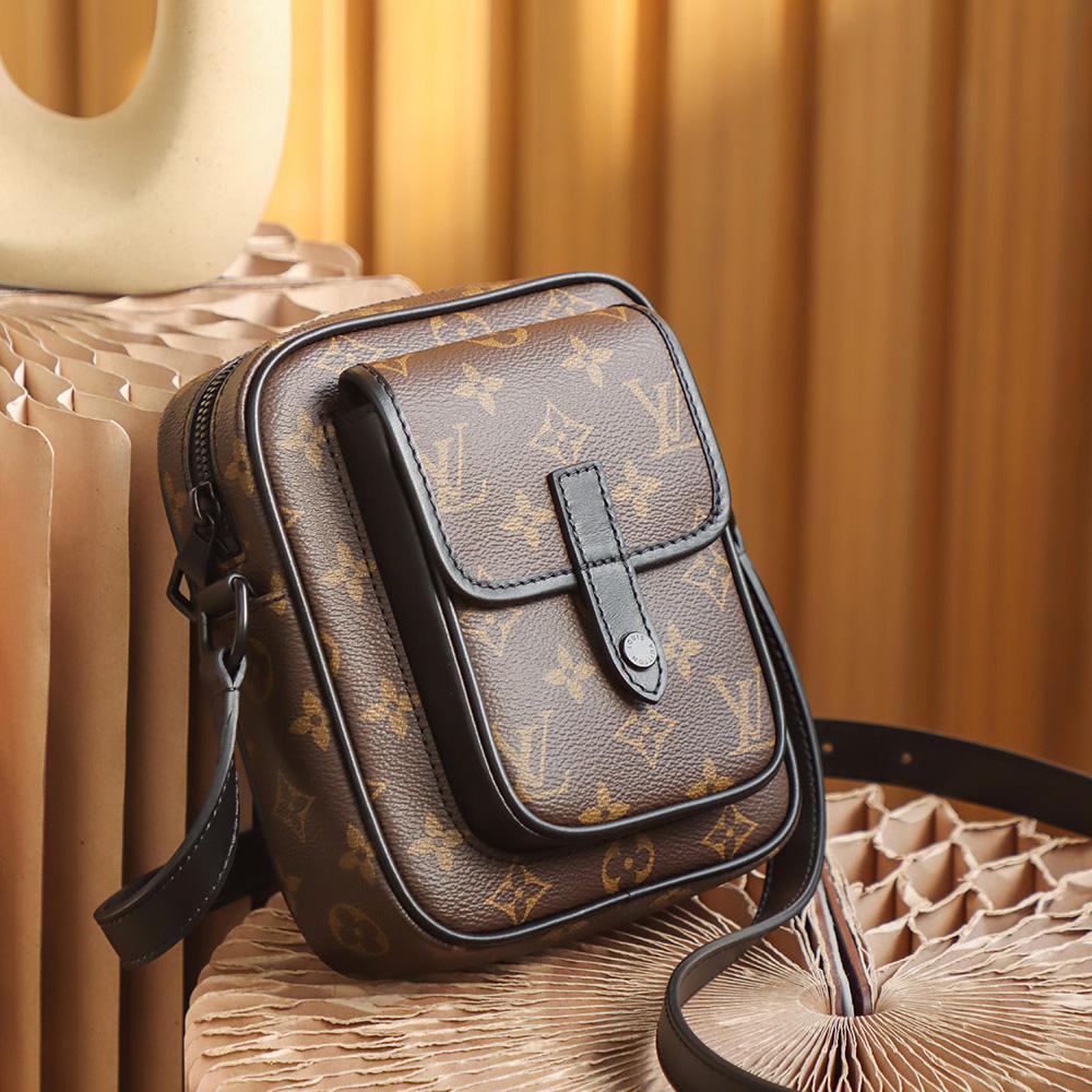 Louis Vuitton Christopher Wearable Wallet(15*17*8cm)   M69404 - DopestKickz