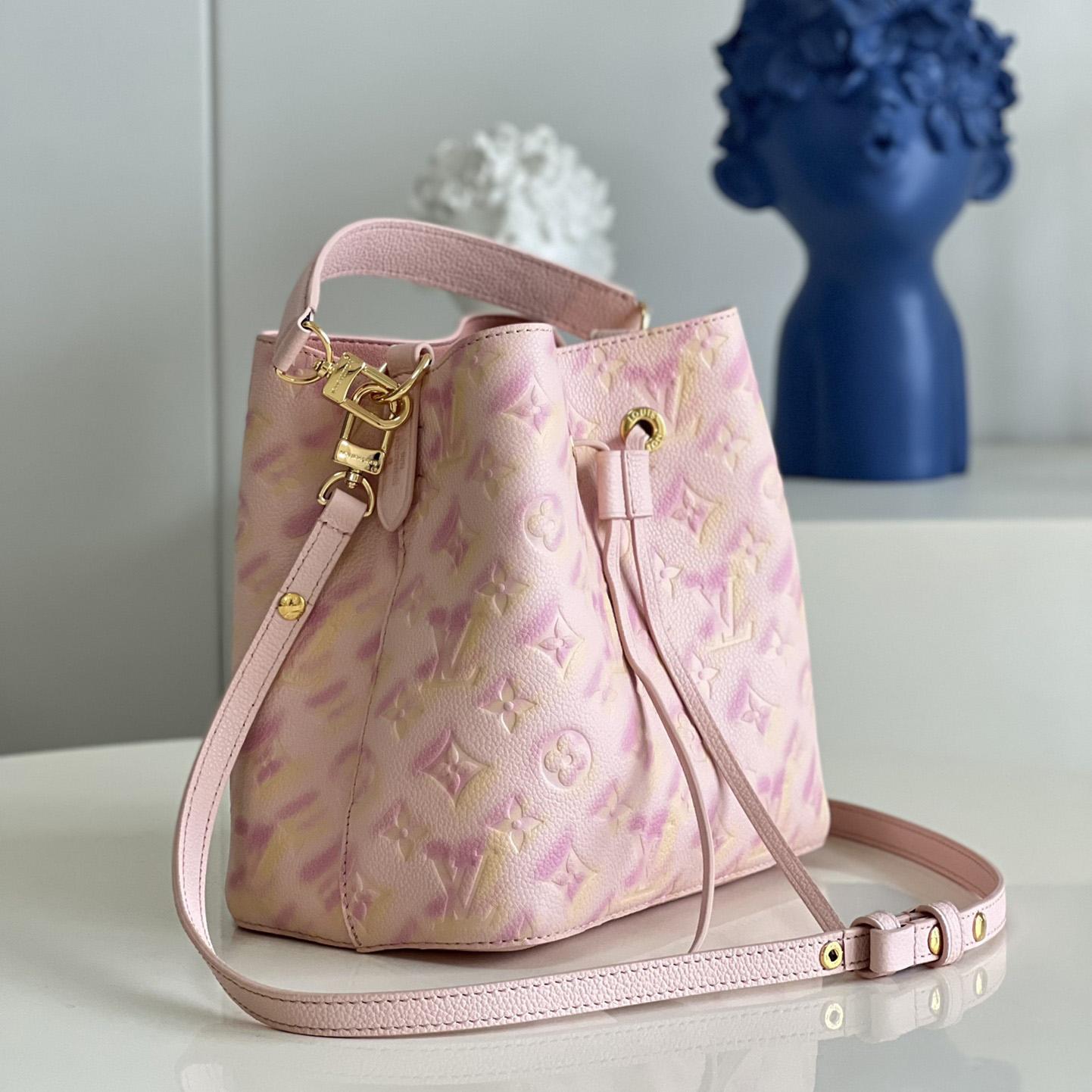Louis Vuitton Néonoé BB Bucket Bag (20 x 20 x 13 cm)   M46174 - DopestKickz