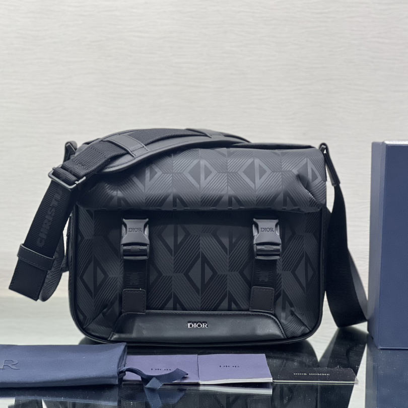 Dior Explorer Messenger Bag - DopestKickz