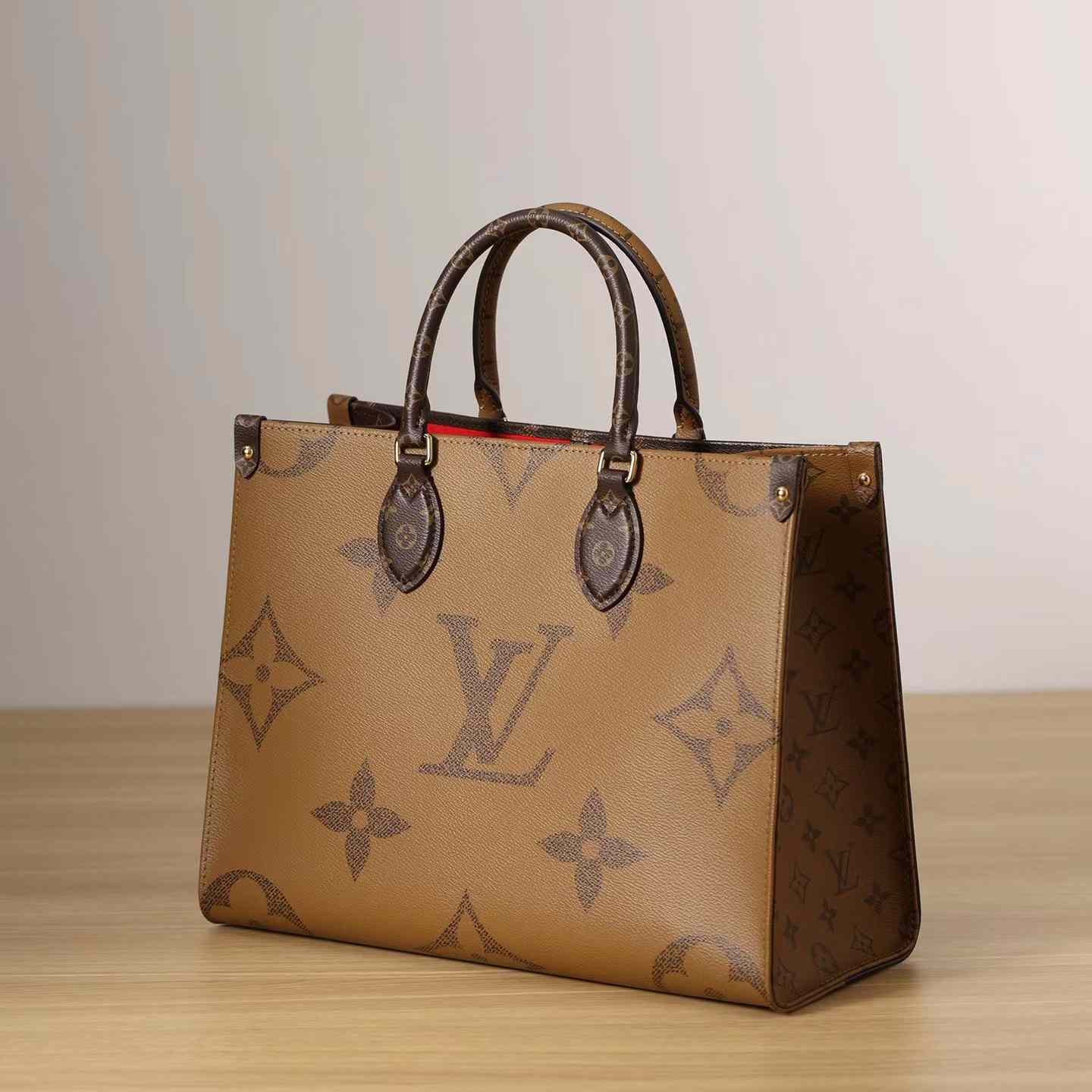 Louis Vuitton Onthego MM(34cm)   M45321 - DopestKickz