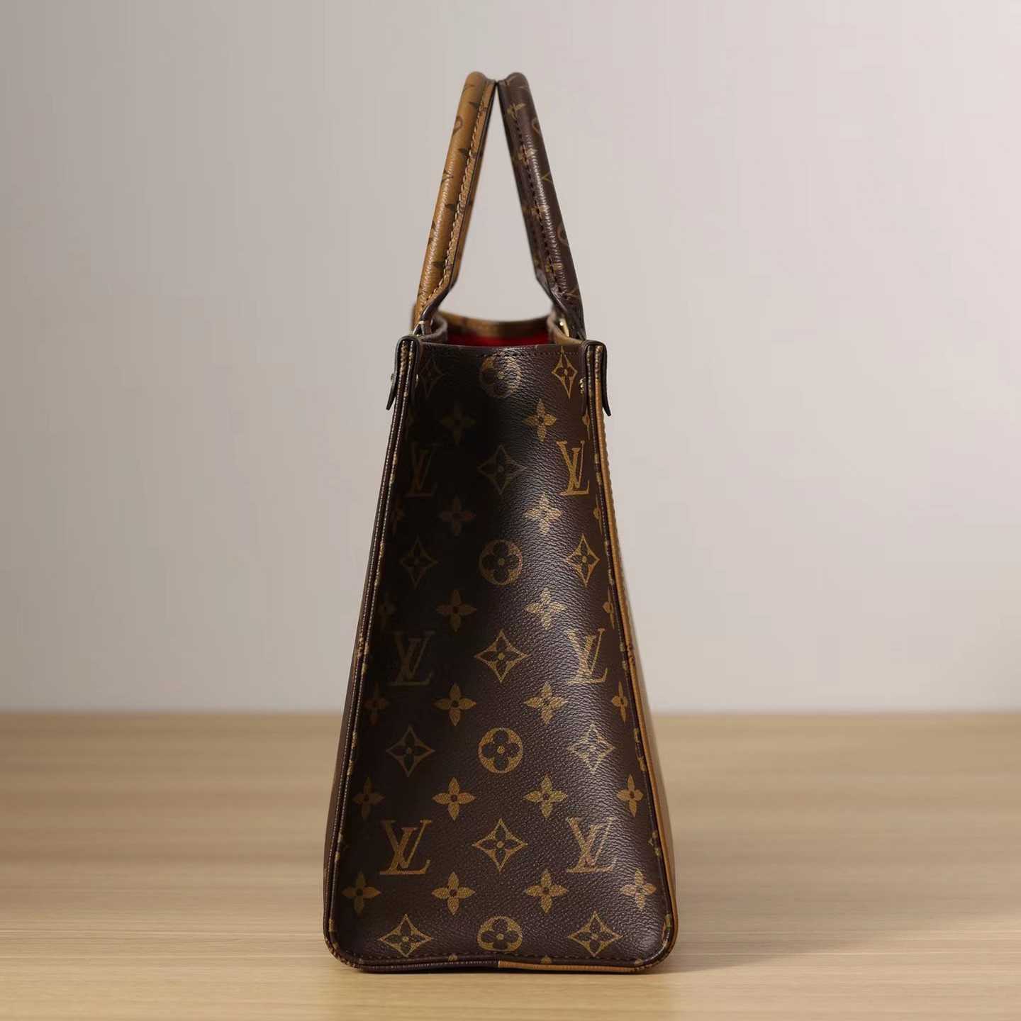 Louis Vuitton Onthego MM(34cm)   M45321 - DopestKickz