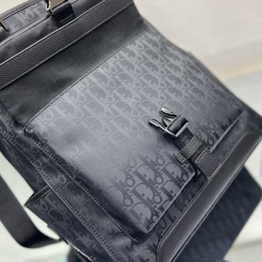 Dior Explorer Tote Bag  - DopestKickz