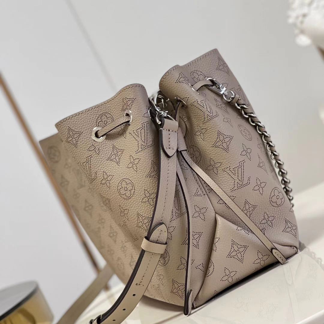 Louis Vuitton Bella Tote(32 x 23 x 13 cm )     M59201 - DopestKickz