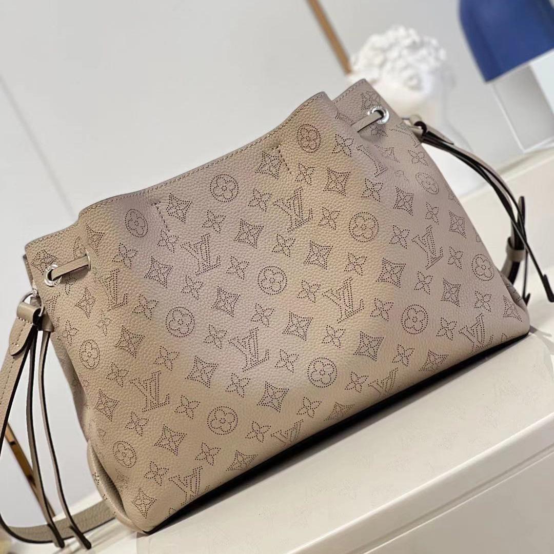 Louis Vuitton Bella Tote(32 x 23 x 13 cm )     M59201 - DopestKickz