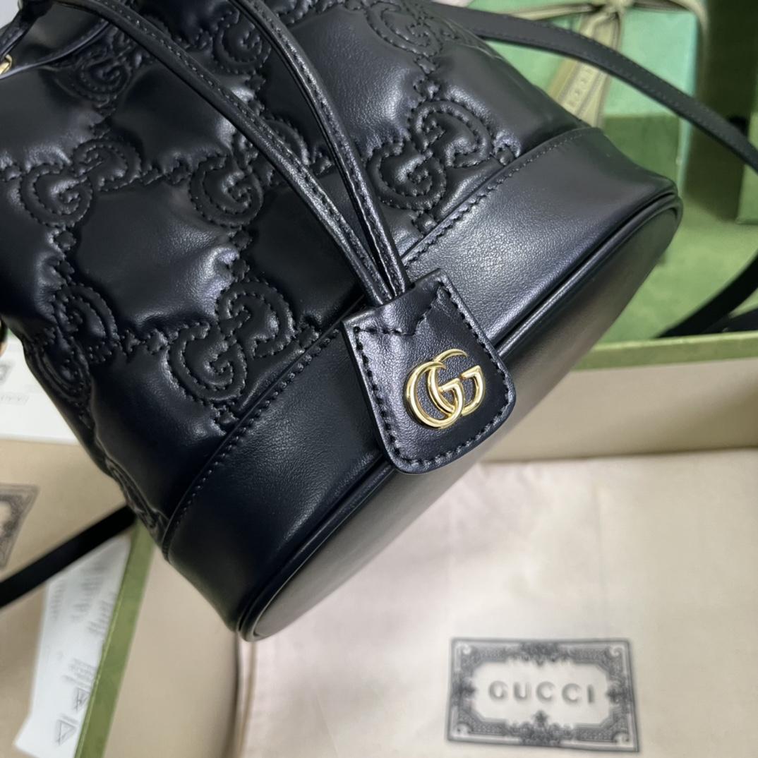Gucci GG Matelassé Bucket Bag (17*20*10cm) - DopestKickz
