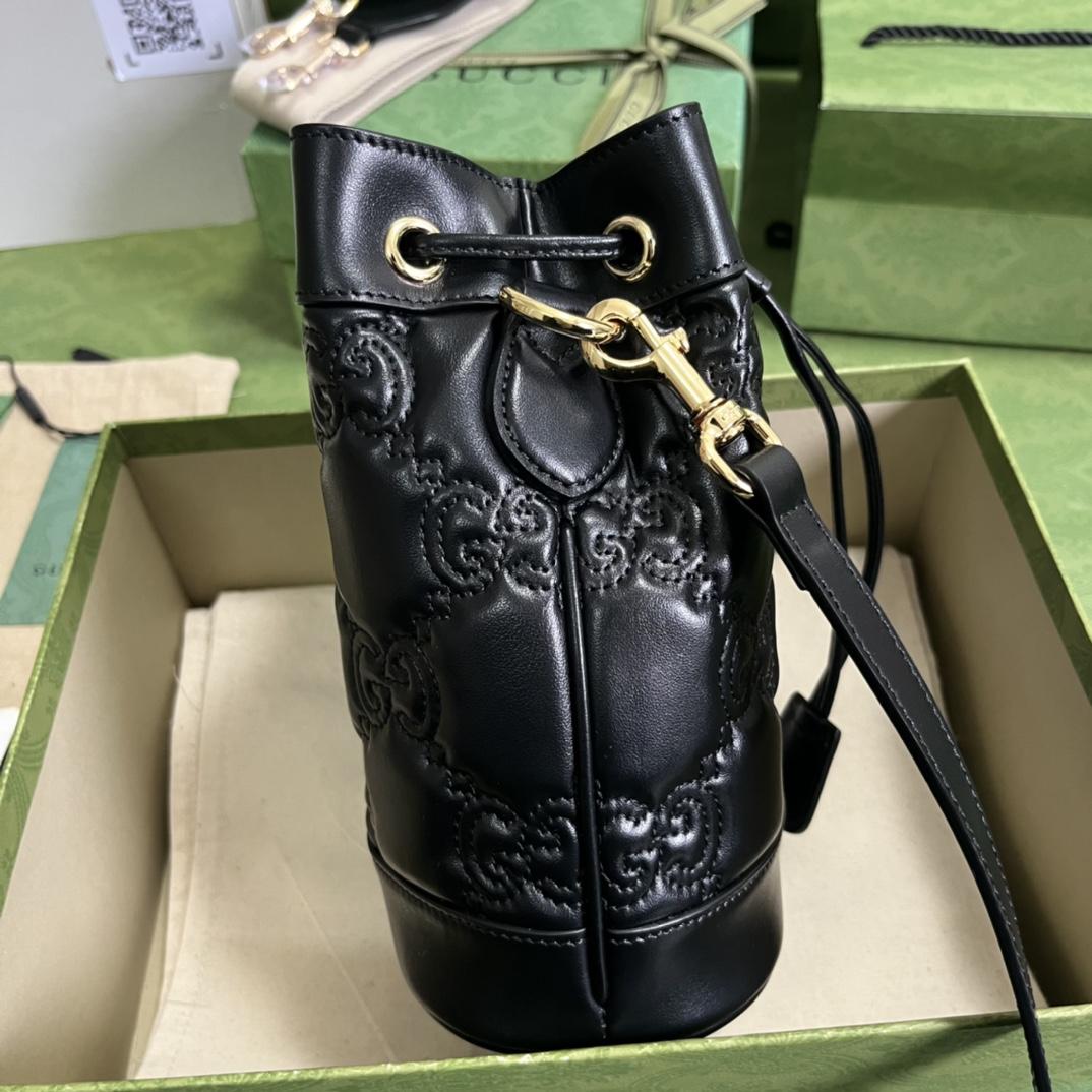 Gucci GG Matelassé Bucket Bag (17*20*10cm) - DopestKickz