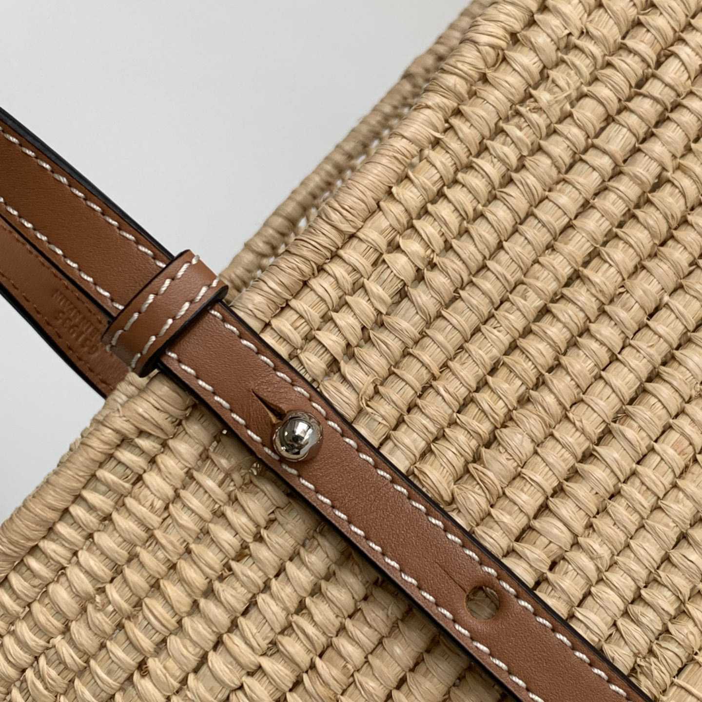Loewe Small Square Basket bag In Raffia And Calfskin (30*21*11cm) - DopestKickz