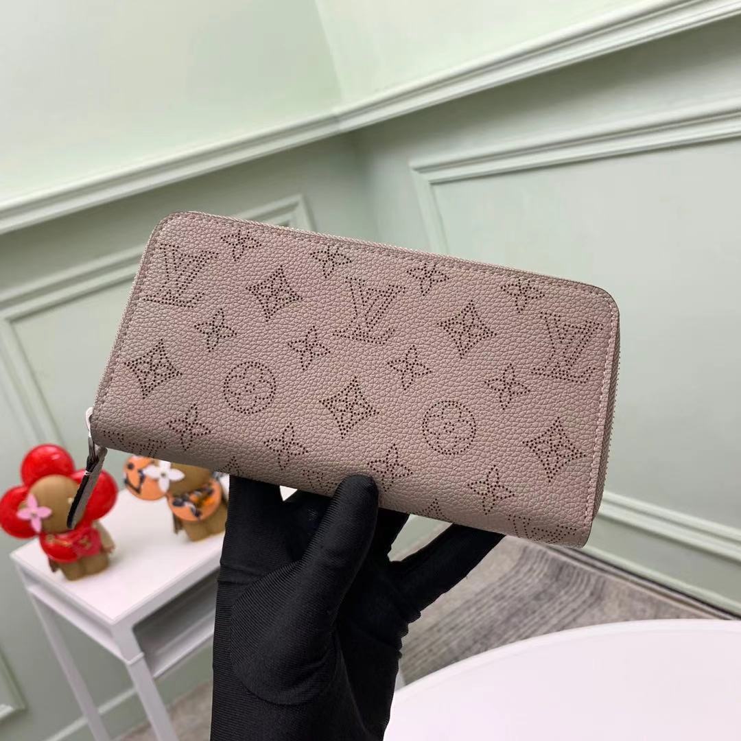 Louis Vuitton Zippy Wallet(19.5-10.5-2.5CM)     M69821 - DopestKickz