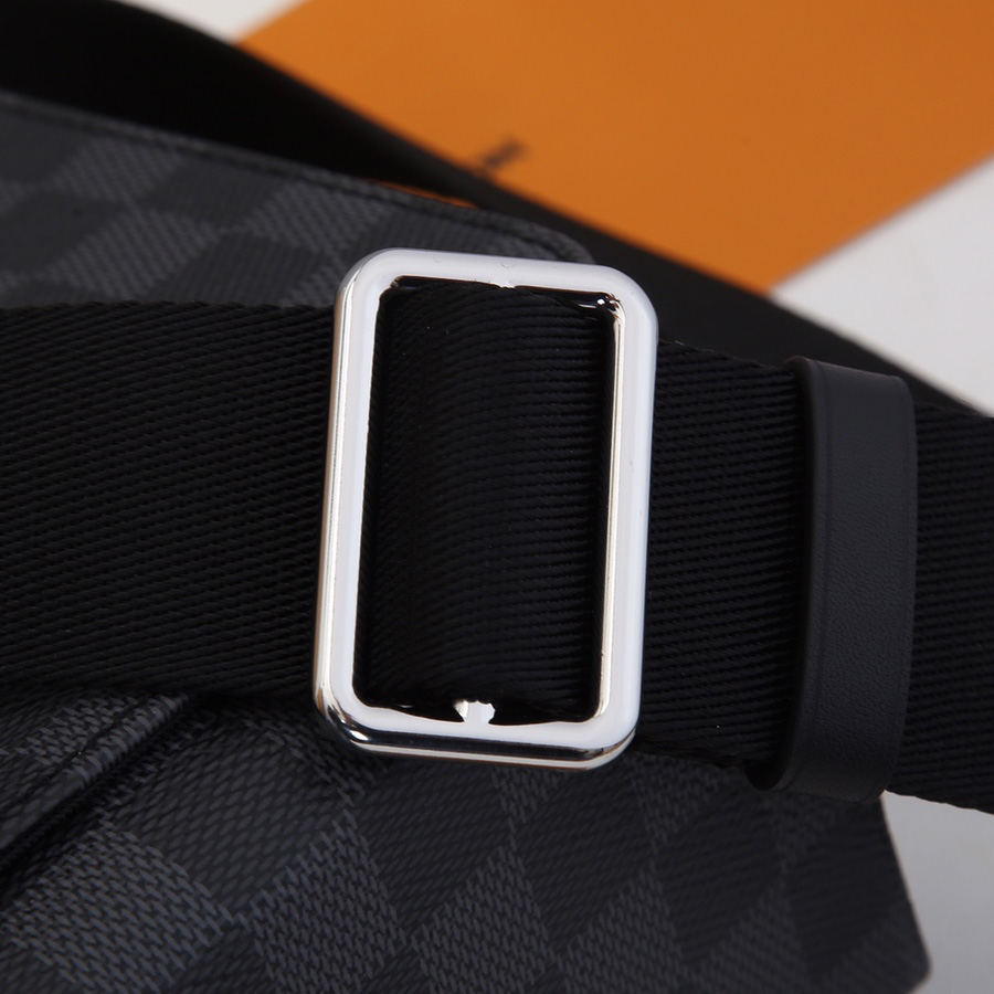 Louis Vuitton District PM(25x22x7CM)  N40349 - DopestKickz