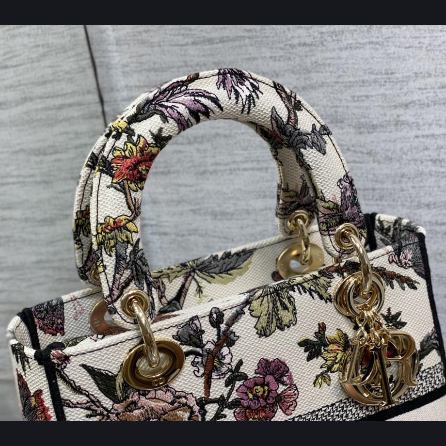 Dior Medium Lady D-lite Bag - DopestKickz