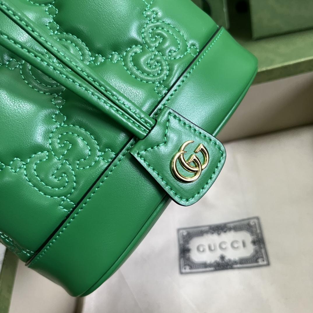 Gucci GG Matelassé Bucket Bag (17*20*10cm) - DopestKickz