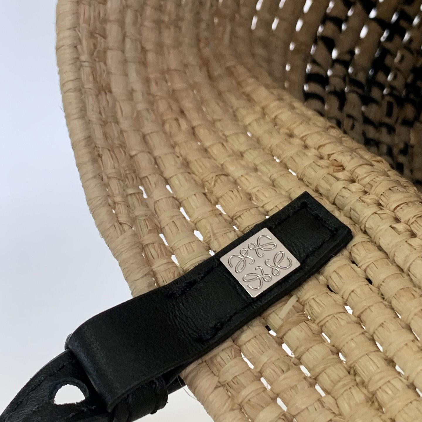 Loewe Small Square Basket bag In Raffia And Calfskin (30*21*11cm) - DopestKickz