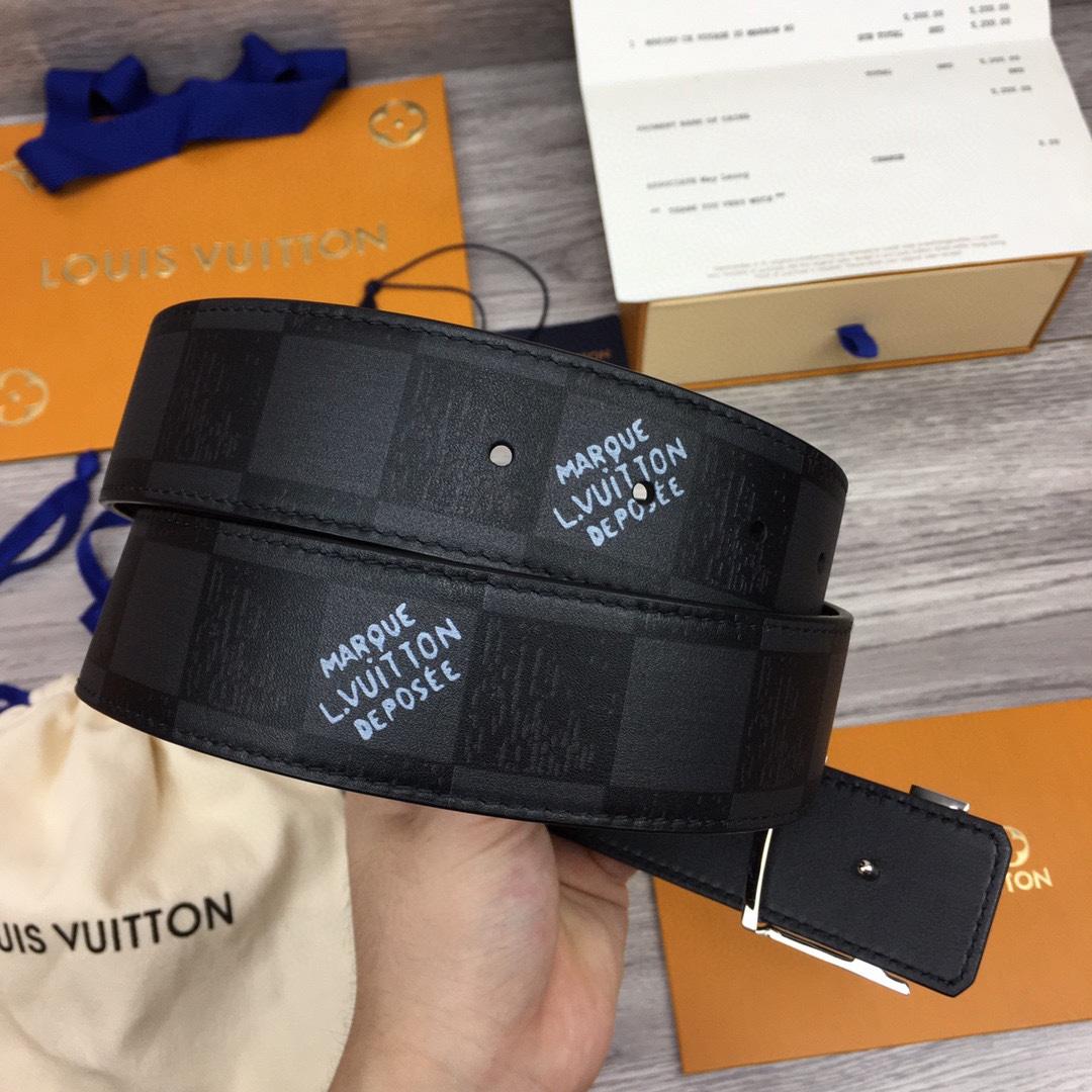 Louis Vuitton Reversible Belt  40mm - DopestKickz