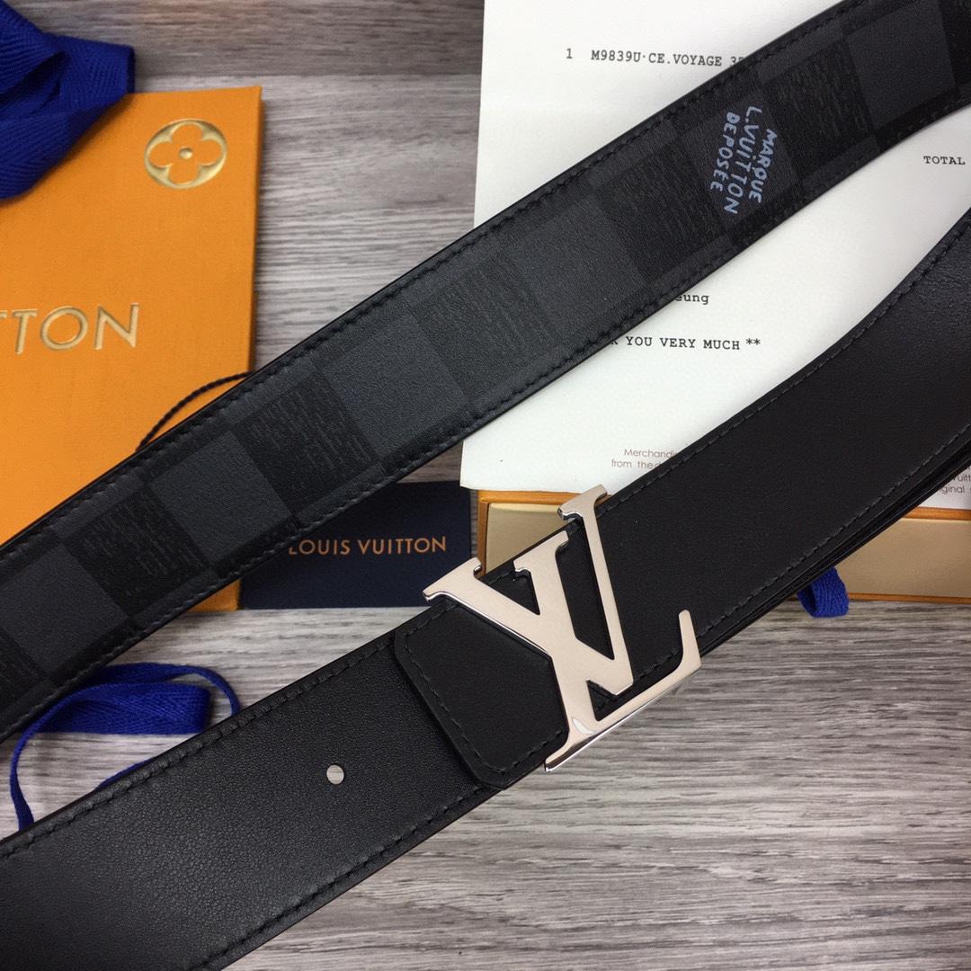 Louis Vuitton Reversible Belt  40mm - DopestKickz