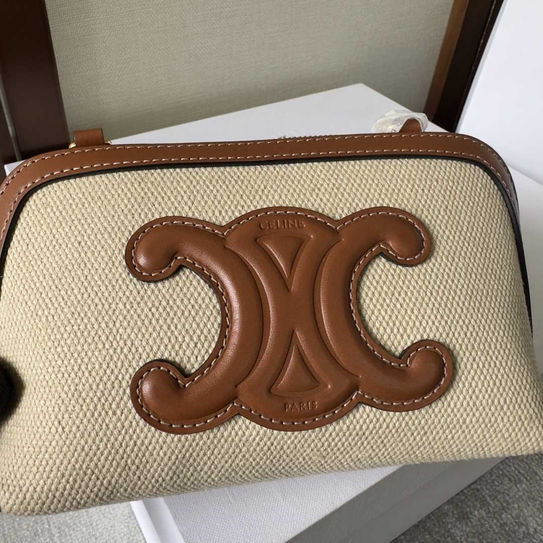 Celine Clutch On Chain Cuir Triomphe Natural / Tan - DopestKickz