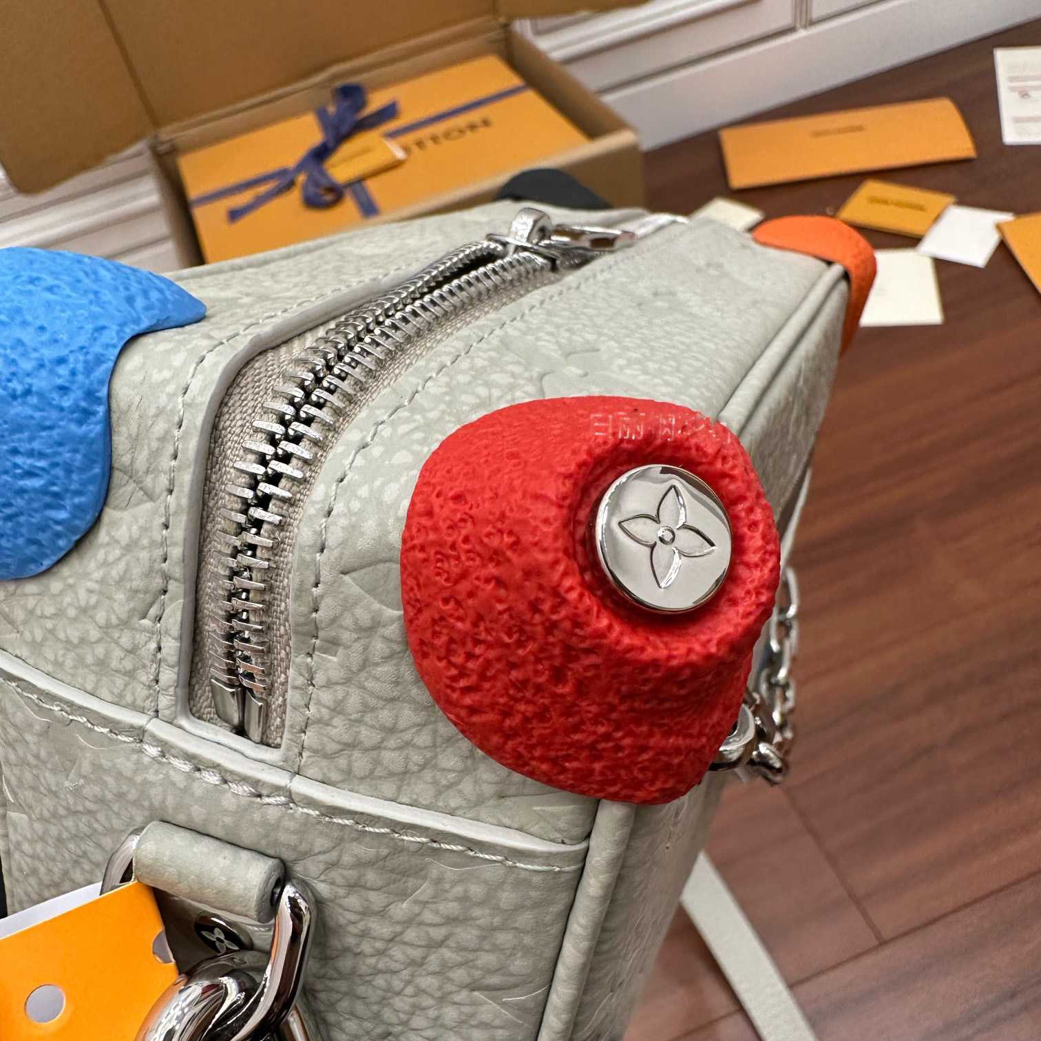 Louis Vuitton Mini Soft Trunk(18.5-13-8cm) M81606 - DopestKickz