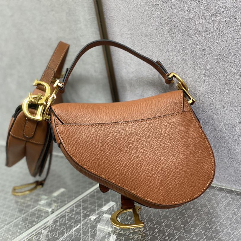Dior Saddle Bag(19.5cm) - DopestKickz