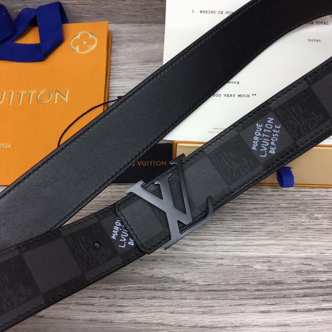 Louis Vuitton Reversible Belt  40mm - DopestKickz