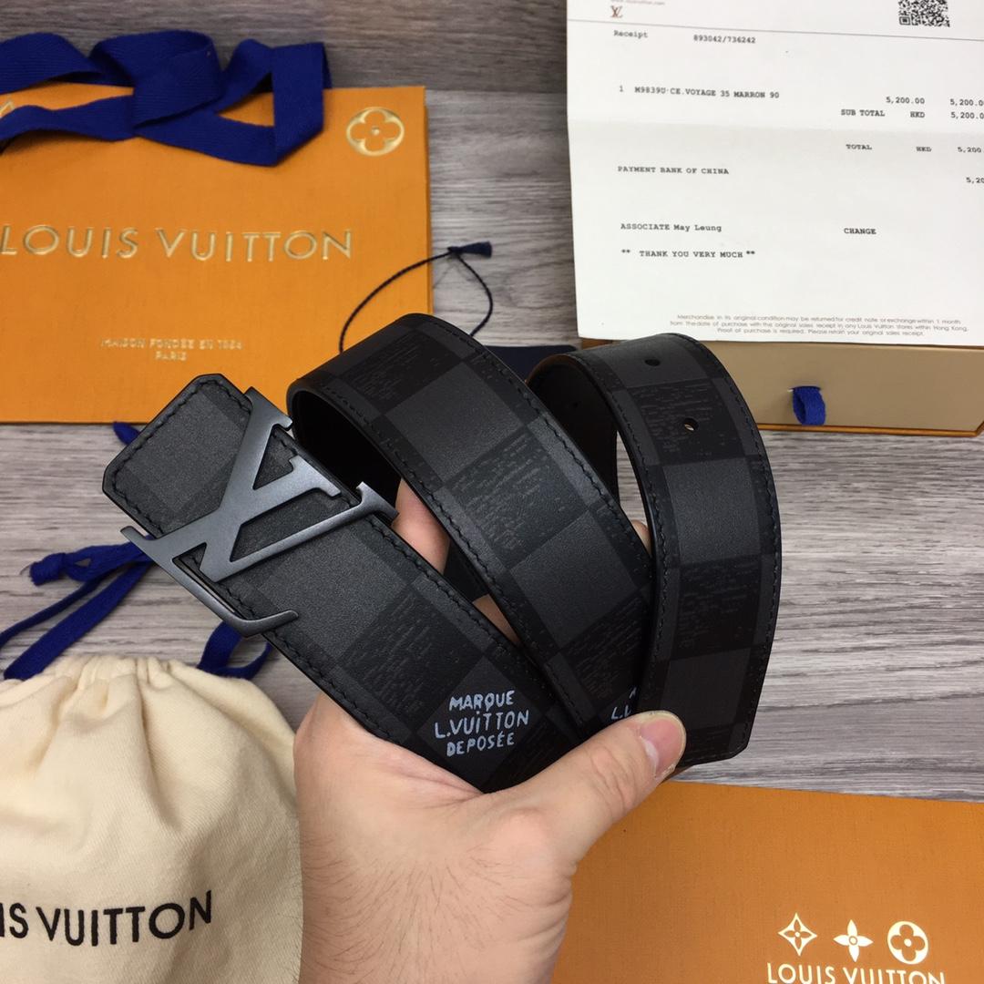 Louis Vuitton Reversible Belt  40mm - DopestKickz