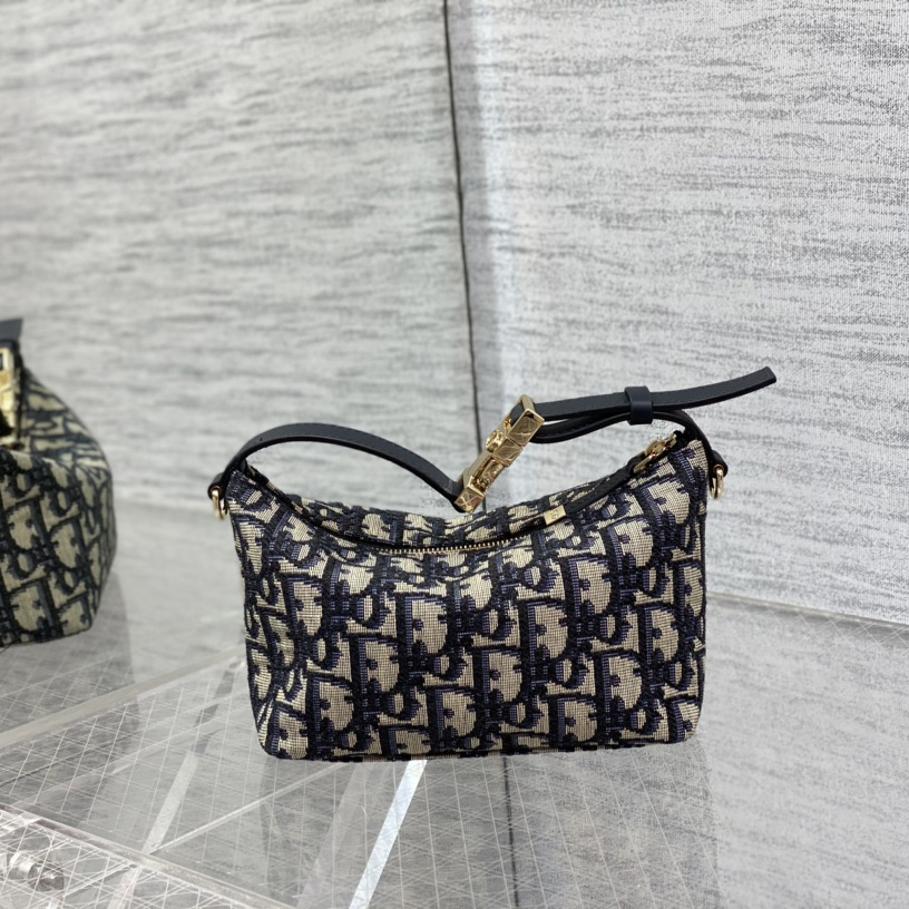 Dior Small Diortravel Nomad Pouch - DopestKickz