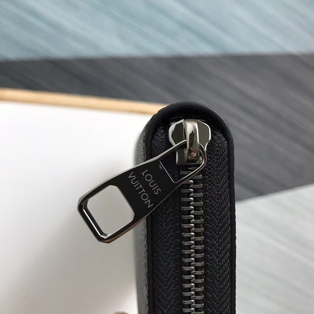 Louis Vuitton Zippy Wallet(19.5-10.5-2.5cm)       m61694 - DopestKickz