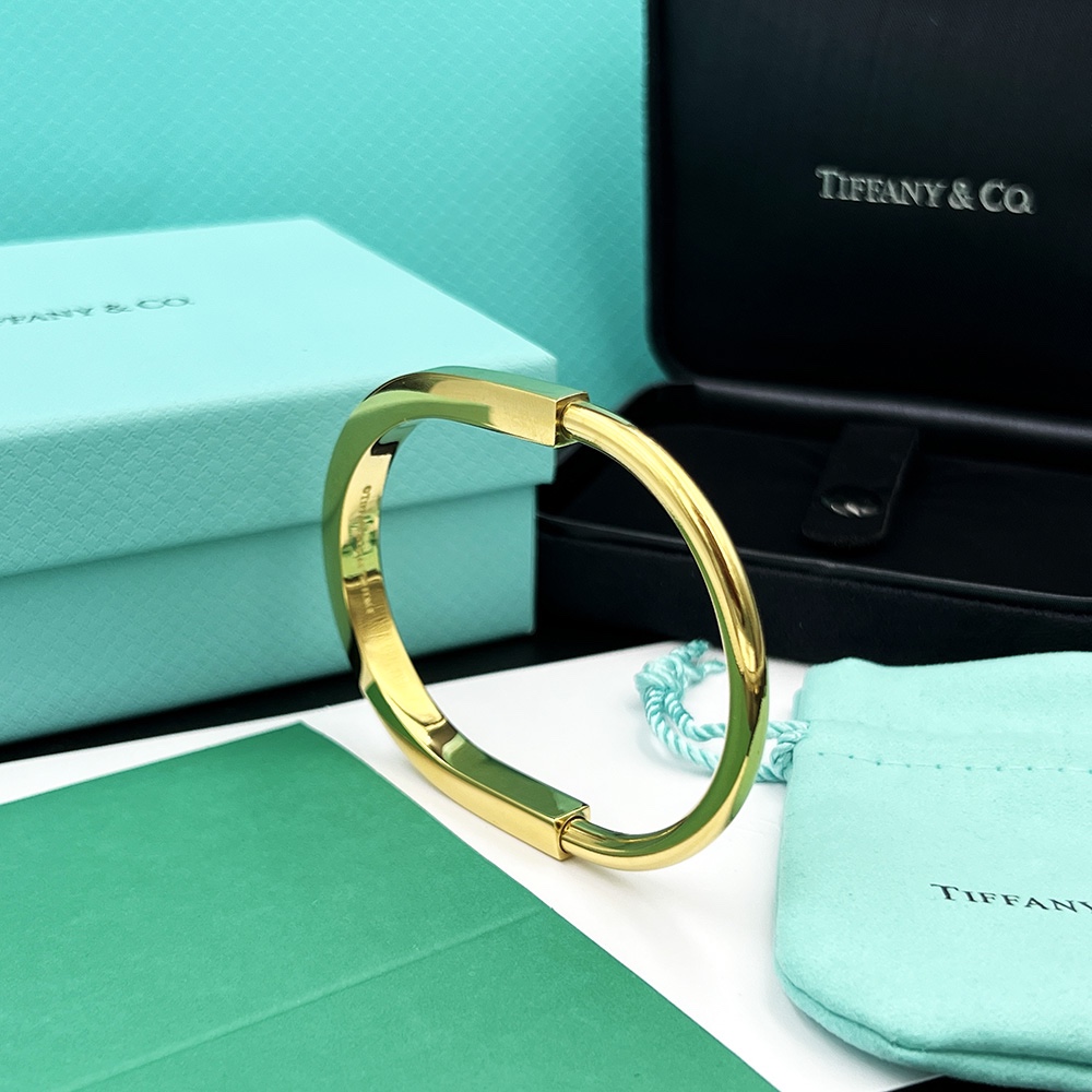 Tiffany&CO Lock Bangle In Yellow Gold - DopestKickz