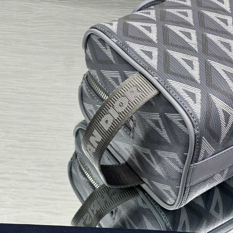 Dior Lingot Toiletry Case - DopestKickz