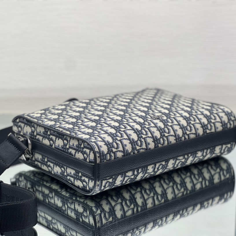 Dior Lingot Messenger Bag - DopestKickz