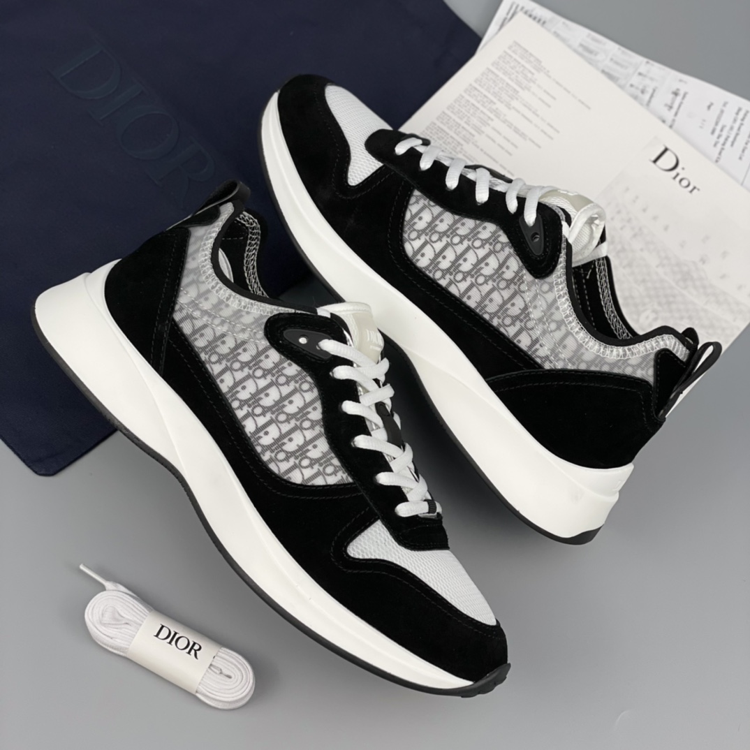 Dior B25 Runner Sneaker - DopestKickz
