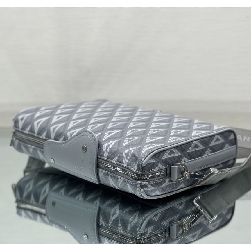 Dior Lingot Messenger Bag - DopestKickz