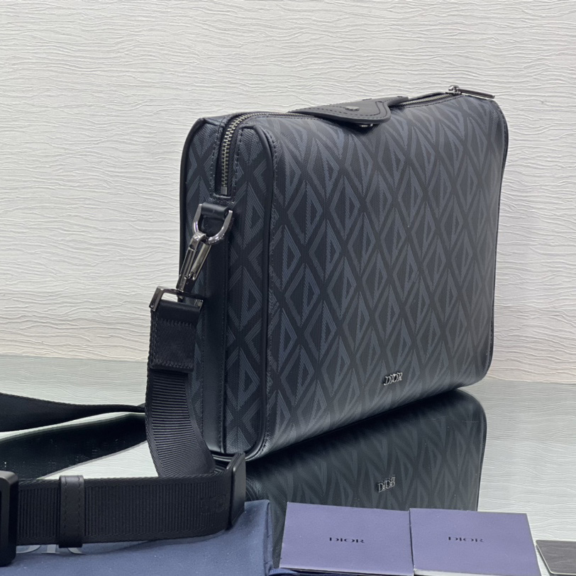Dior Lingot Messenger Bag - DopestKickz