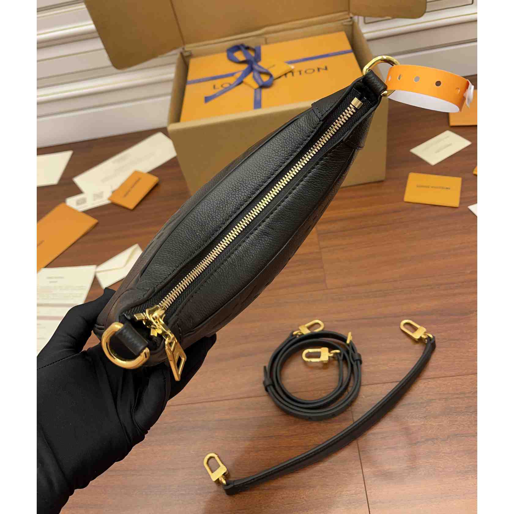 Louis Vuitton Bagatelle (22x14x9CM)      M46002 - DopestKickz