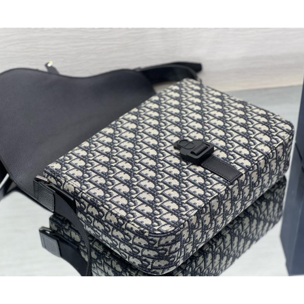 Dior Saddle Messenger Bag - DopestKickz