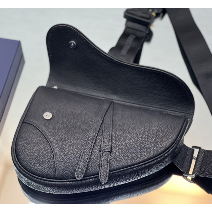 Dior Saddle Bag(20 x 28.6 x 5cm) - DopestKickz