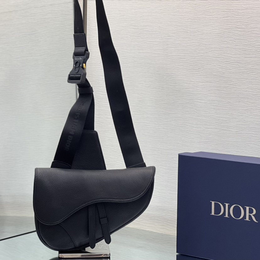 Dior Saddle Bag(20 x 28.6 x 5cm) - DopestKickz