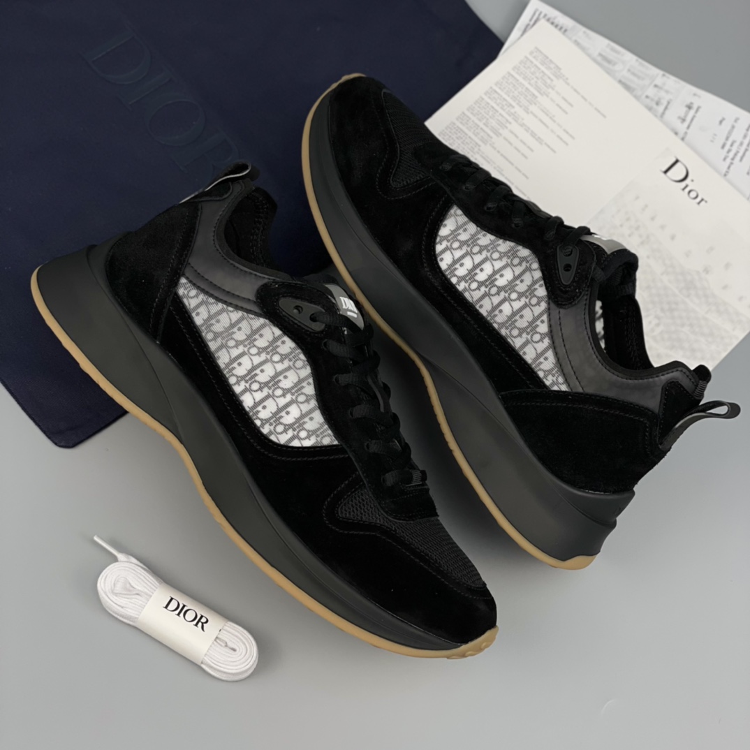 Dior B25 Runner Sneaker - DopestKickz